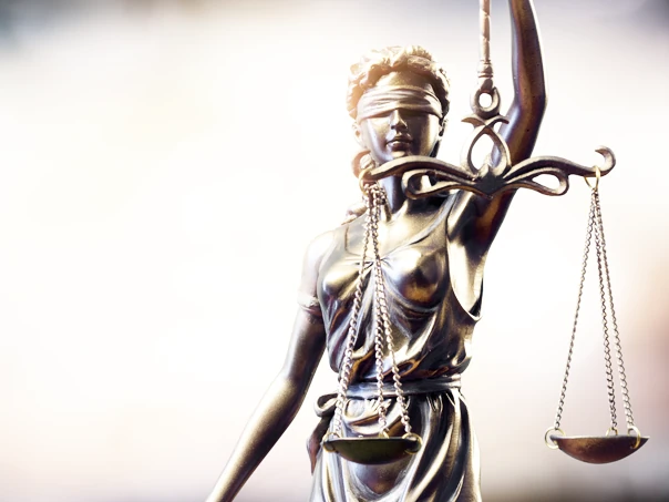 Lady-Justice